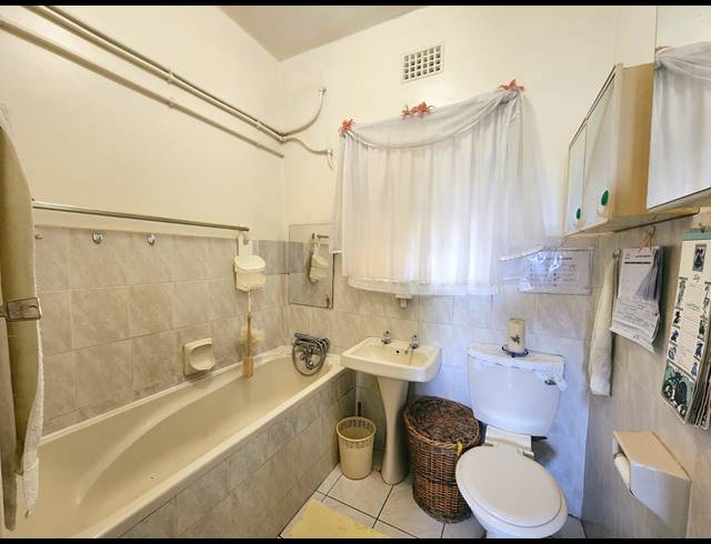 2 BEDROOM APARTMENT FOR SALE IN GLENLILLY